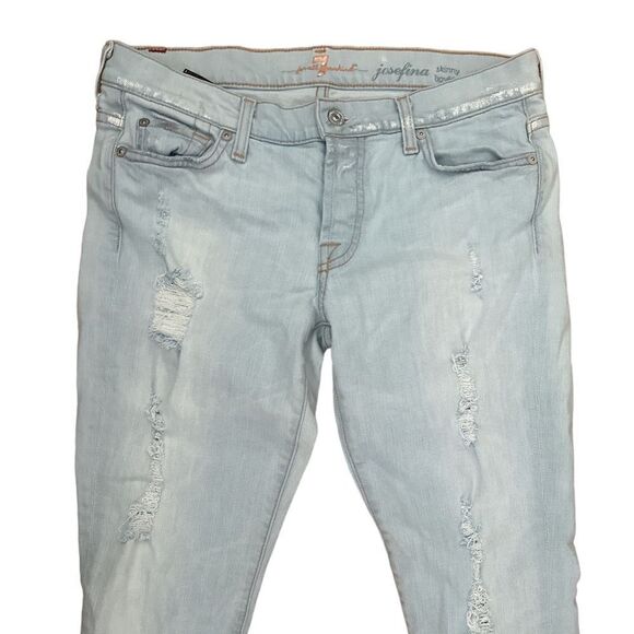 7 For All Mankind Josefina Skinny Boyfriend Lightwash Distressed Jean size 27 - Picture 2 of 11